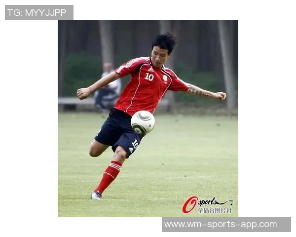 球星纹身足球小将挑战极限演绎热血青春梦想与球场激情